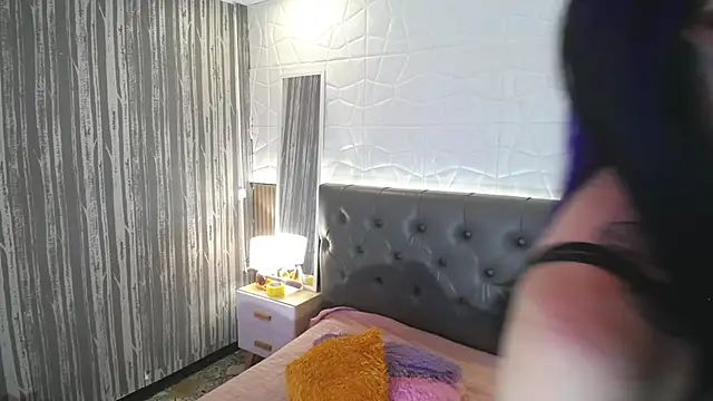 amapola hs online show from September 12, 8:53 pm