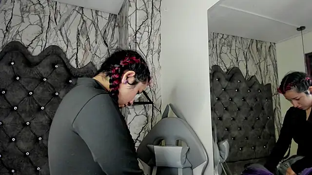 larissa01  online show from January 13, 2:50 am