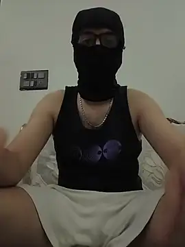 DelhiDick69 online show from July 14, 9:20 pm