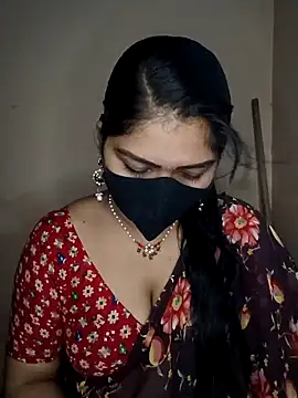 Snapshot of midhly chatting on December 3, 6:49 pm midhly online show from December 3, 6:49 pm