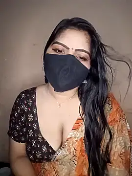 Snapshot of midhly chatting on December 6, 6:06 pm midhly online show from December 6, 6:06 pm