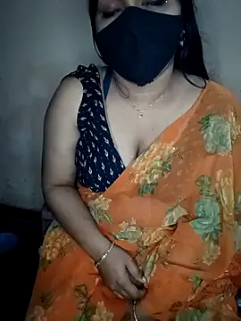 Snapshot of midhly chatting on December 8, 9:41 pm midhly online show from December 8, 9:41 pm