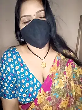 Snapshot of midhly chatting on December 12, 6:10 pm midhly online show from December 12, 6:10 pm