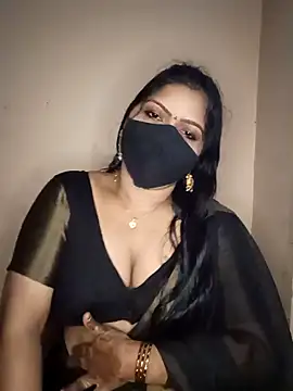 Snapshot of midhly chatting on January 5, 7:07 pm midhly online show from January 5, 7:07 pm