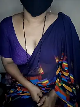 Snapshot of midhly chatting on February 17, 6:26 pm midhly online show from February 17, 6:26 pm