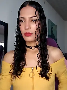 Lanna hott  online show from February 18, 7:32 pm