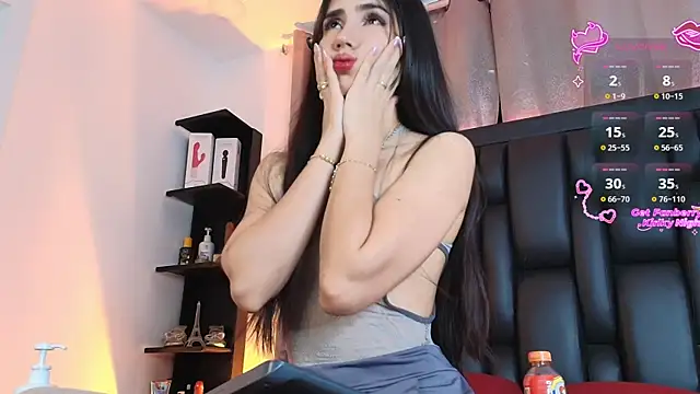 Snapshot of SaraRoy_ chatting on June 12, 10:19 pm SaraRoy online show from June 12, 10:19 pm