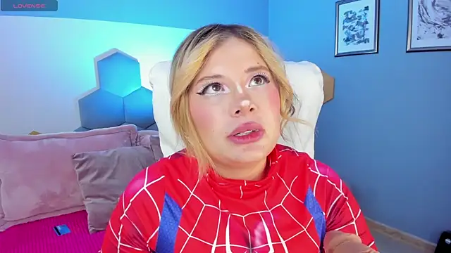 Khali reed  online show from January 16, 11:20 pm