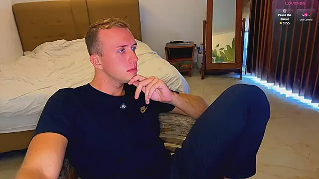 tommy cumfinger online show from June 17, 1:41 am