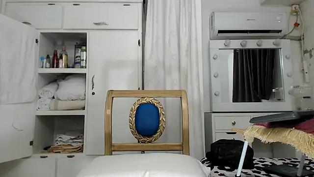 Snapshot of marcella6 chatting on September 16, 11:11 am marcella6 online show from September 16, 11:11 am