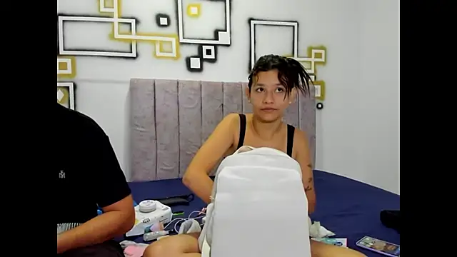 Snapshot of FerneyManti chatting on February 3, 1:16 pm FerneyManti online show from February 3, 1:16 pm