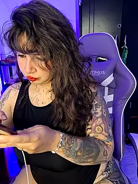 Aria Bennett21 online show from September 28, 2:17 am