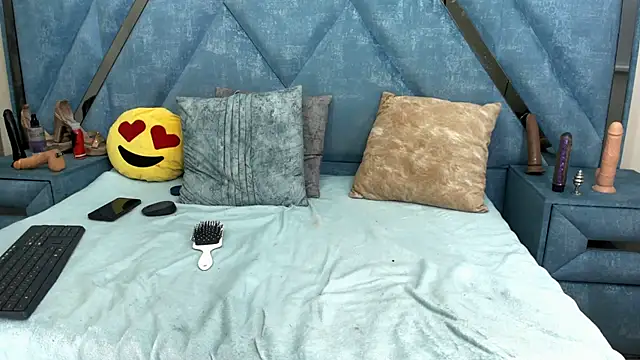 Aura love69 online show from April 5, 6:32 am