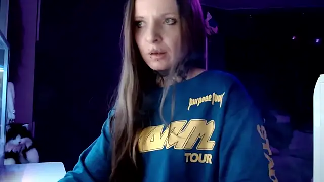 Snapshot of InesGold chatting on January 27, 10:16 pm InesGold online show from January 27, 10:16 pm