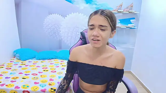 DEMI LEED online show from February 9, 11:58 am