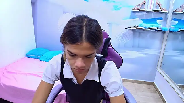 DEMI LEED online show from April 16, 12:28 pm