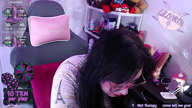 LiloMoon69 online show from November 24, 1:33 pm