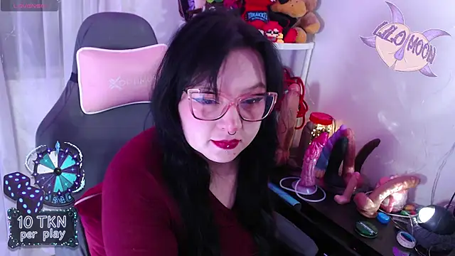 LiloMoon69 online show from January 11, 5:18 pm