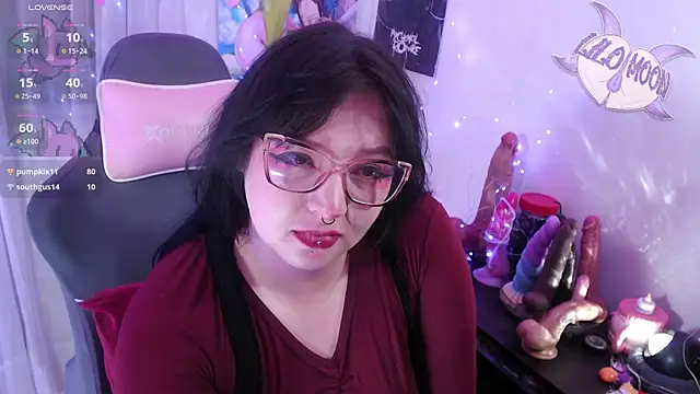 LiloMoon69 online show from May 25, 11:49 am