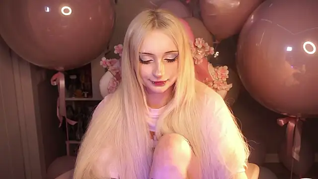 hikmurr online show from March 21, 7:06 pm