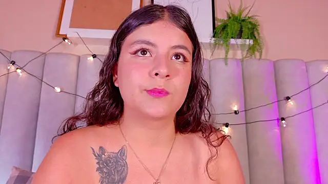 EngelStone online show from November 25, 7:36 pm