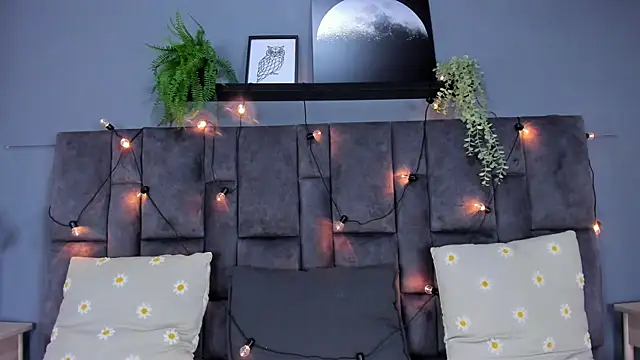 EngelStone online show from December 2, 7:42 pm