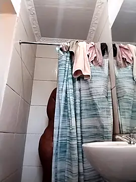 bigbootyboohle online show from February 6, 5:34 am