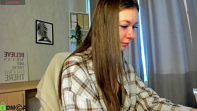 Snapshot of Nicole_Charm chatting on June 30, 12:11 am Nicole Charm online show from June 30, 12:11 am
