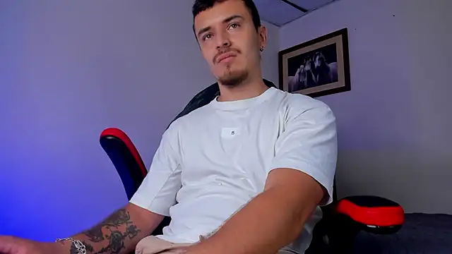 james connor2 online show from February 25, 7:14 pm