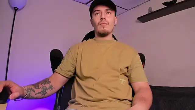 james connor2 online show from November 29, 8:01 pm