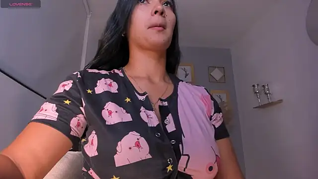 NatyFerrer  online show from May 15, 3:35 am