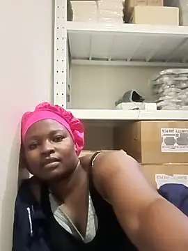 Snapshot of Yours_faithfully1 chatting on November 5, 9:53 am Yours faithfully1 online show from November 5, 9:53 am