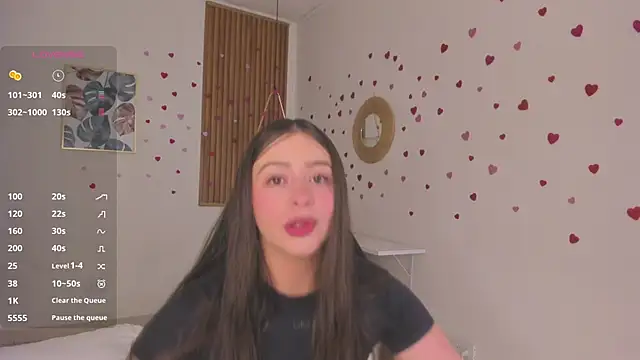 TiffanyWright online show from April 1, 1:34 pm