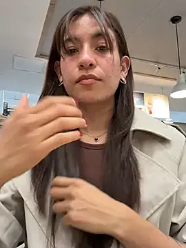 Snapshot of ValeriEvan chatting on December 21, 5:51 pm ValeriEvan online show from December 21, 5:51 pm