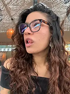 Snapshot of ValeriEvan chatting on September 17, 8:10 pm ValeriEvan online show from September 17, 8:10 pm