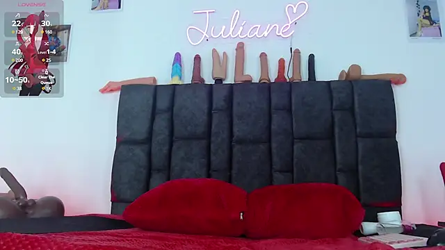 Snapshot of juliane_sweer1 chatting on March 6, 11:42 pm juliane sweer1 online show from March 6, 11:42 pm