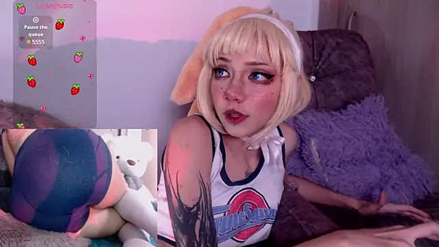 Alicedangerrr online show from March 7, 4:02 am