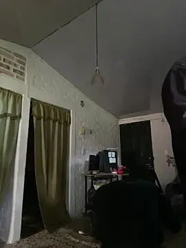 Snapshot of FlpGmz chatting on October 19, 5:46 pm FlpGmz online show from October 19, 5:46 pm