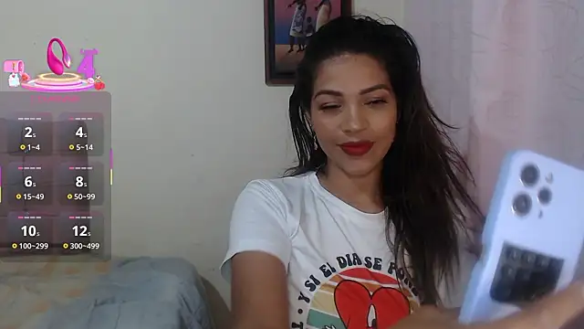 Snapshot of makennaa_ chatting on March 13, 9:16 am makennaa online show from March 13, 9:16 am