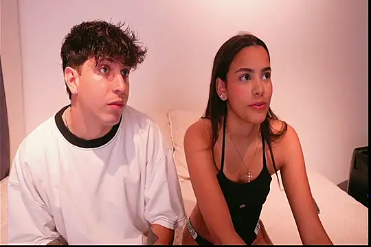 Snapshot of Nicky_and_Blake chatting on January 29, 10:11 pm Nicky and Blake online show from January 29, 10:11 pm