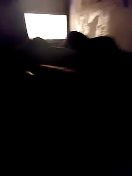 slawlargo01 online show from February 2, 7:29 am