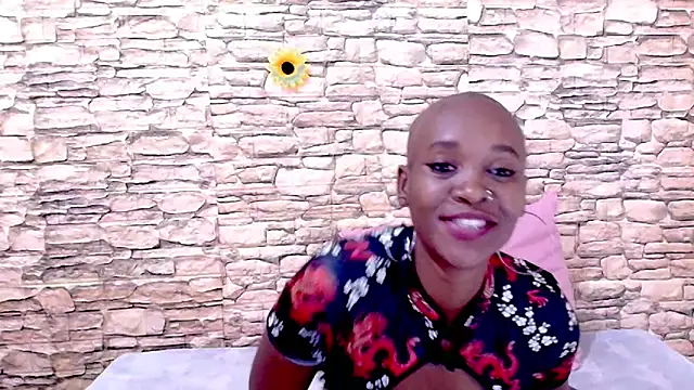 EbonyOlive69 online show from May 28, 7:44 pm