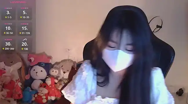 Snapshot of TimmyZi chatting on December 22, 4:38 pm TimmyZi online show from December 22, 4:38 pm