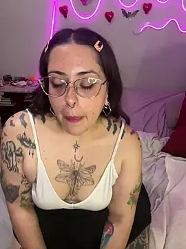 Mizztikaa online show from February 17, 3:25 am