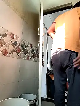 Snapshot of baazigar678 chatting on February 3, 3:31 am baazigar678 online show from February 3, 3:31 am