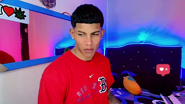 Damian latinxxx online show from February 4, 5:42 am