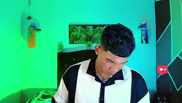 Damian latinxxx online show from March 9, 12:20 pm