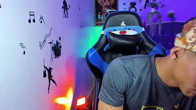 Damian latinxxx online show from September 11, 3:06 am