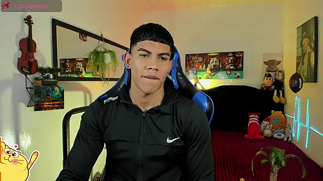 Damian latinxxx online show from April 18, 3:10 am