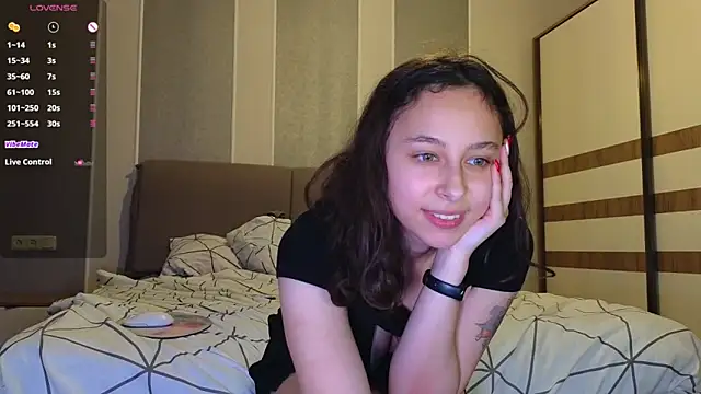 Agatha Sade online show from January 7, 6:03 pm